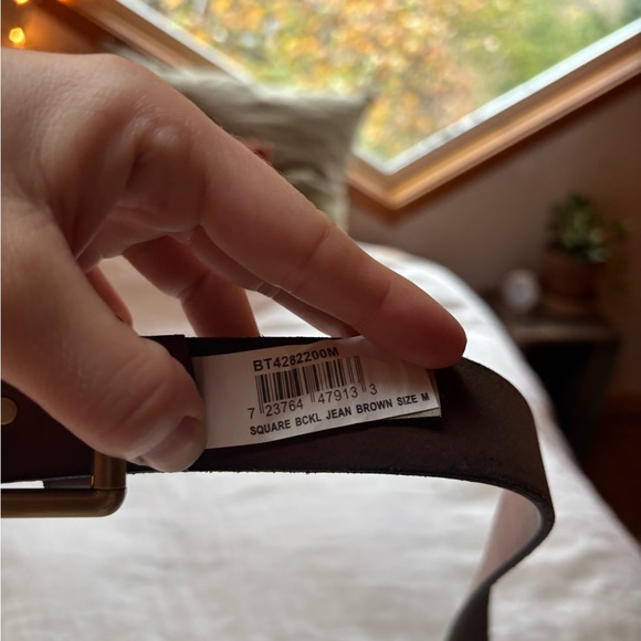 Fossil Genuine Leather Belt with Big Brass Buckle - Picture 3 of 5